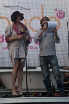 Proclamation. The singer and actress La Terremoto de Alcorcon with the actor Fernando Tejero